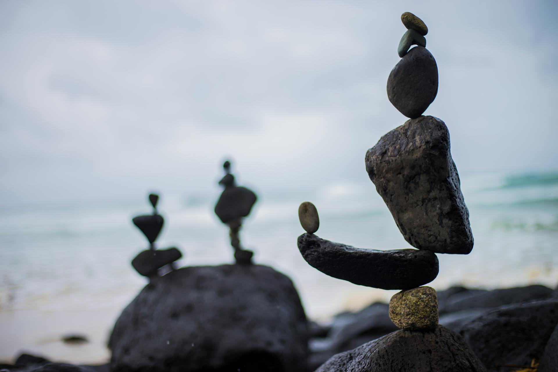 How do different frequencies affect specific chakras or emotions?