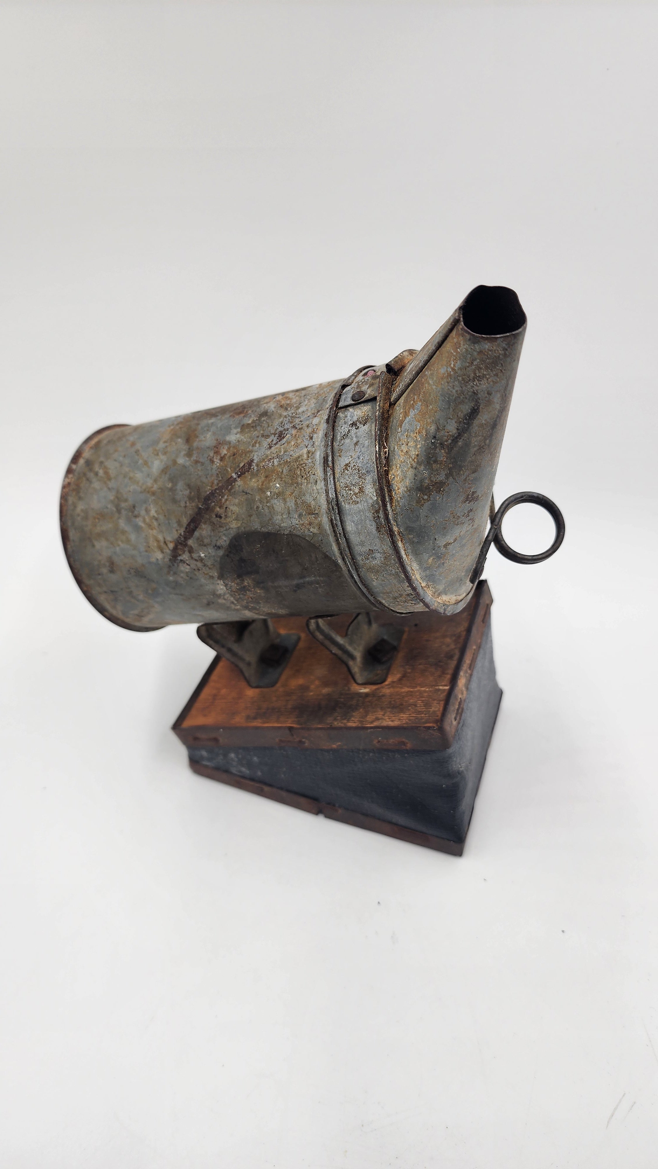 Vintage Antique Bee Smoker - Farmhouse Decor Rustic Home Accent Honey Maker Collectible - Thecosmicaccess