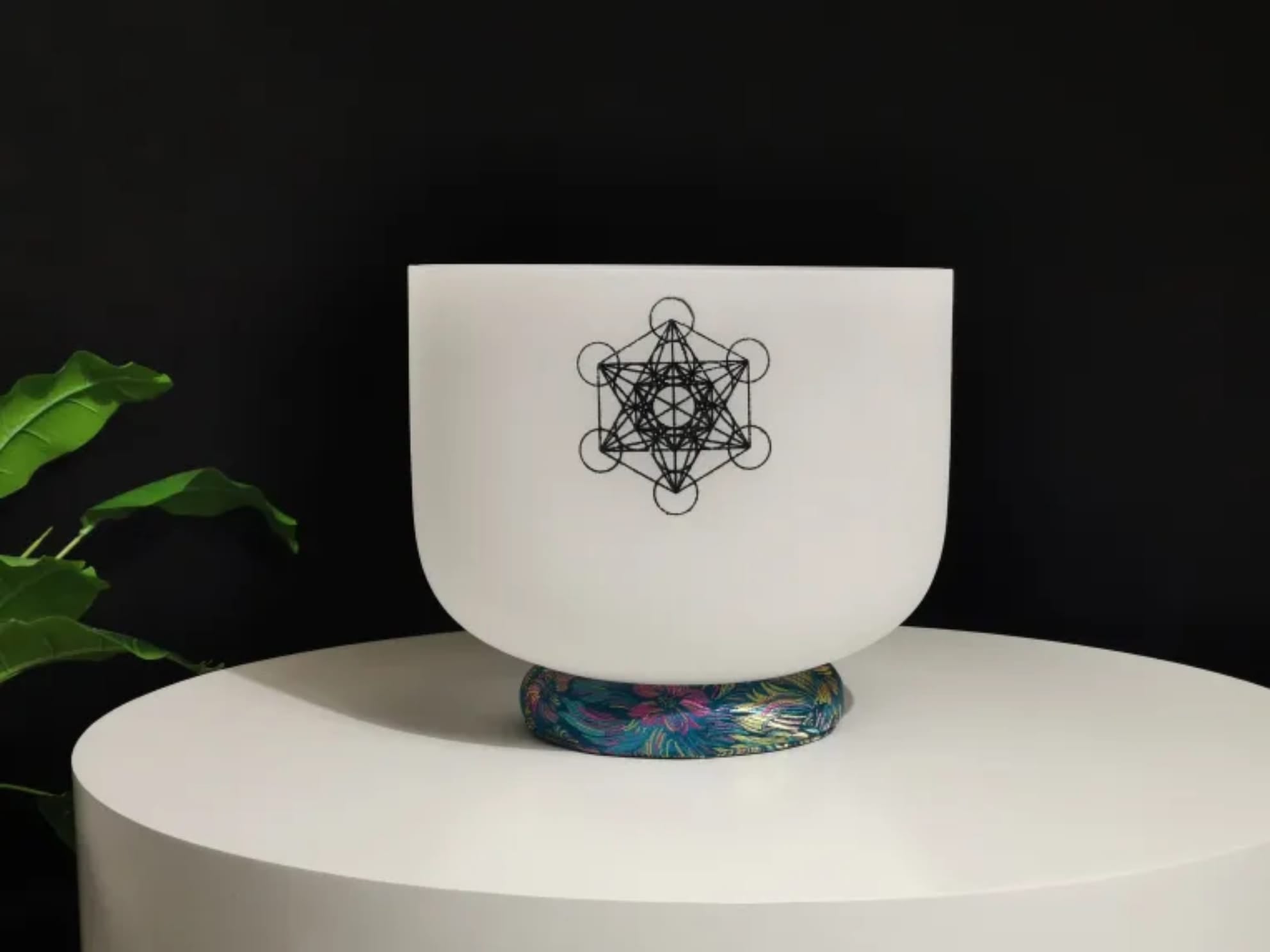 Triquetra, Metatron's Cube, Celtic Quad Closed Knot & Celtic Tree Of Life 432Hz Crystal Singing Bowl with Padded Secure Case and Striker