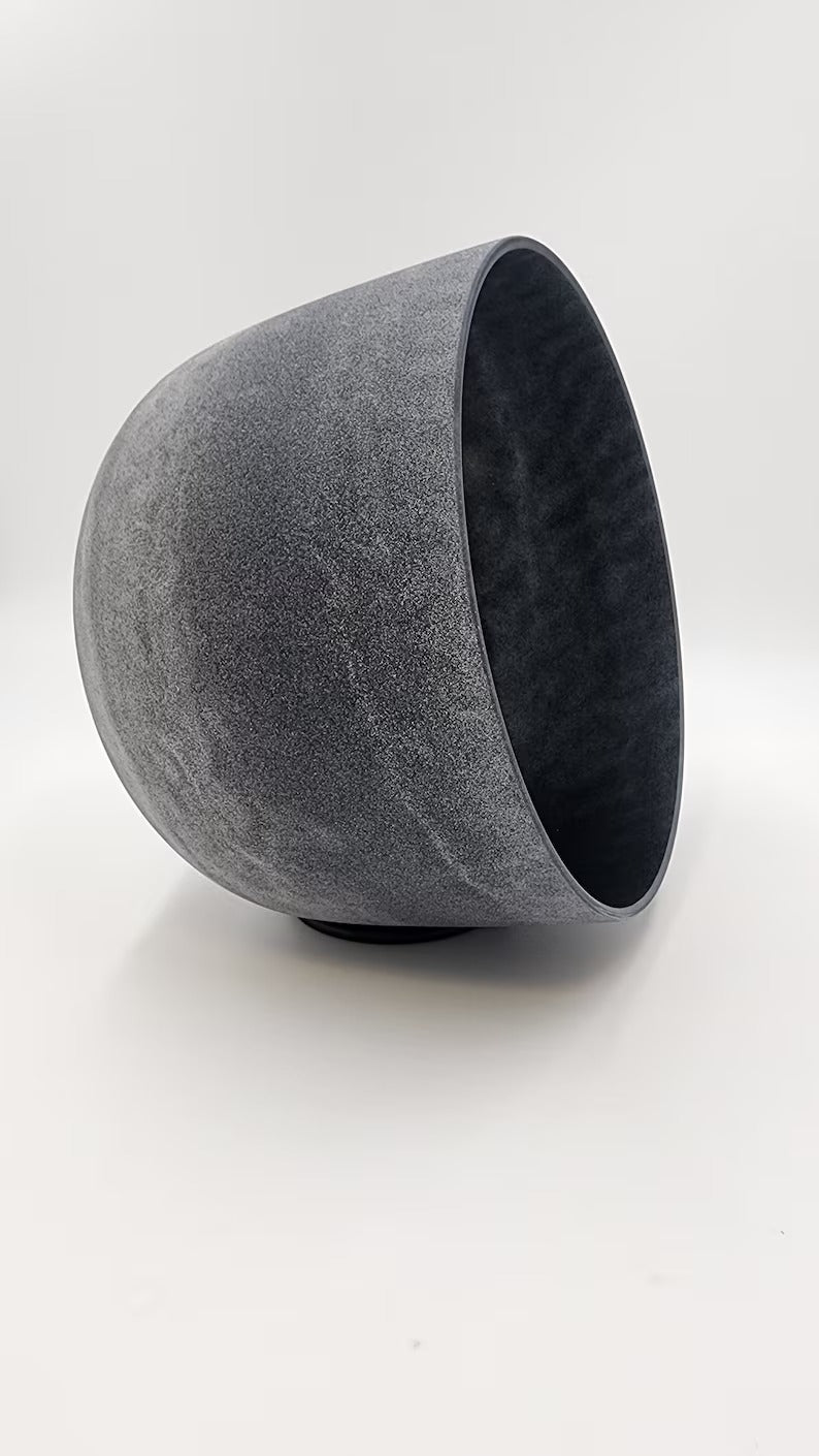 432Hz D# Obsidian Gem Fused Crystal Singing Bowl Solar Plexus Chakra with Padded Case, Striker, O-ring - Enhance Grounding Spiritual Growth - Thecosmicaccess