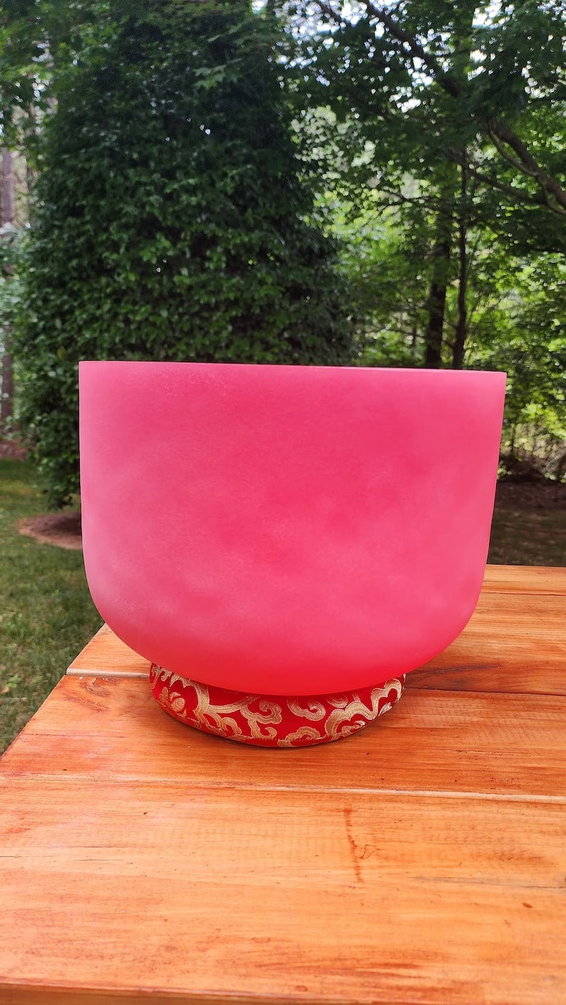 432Hz Perfect Pitch Chakra Color Crystal singing bowl set with Padded Secure Cases and Silk O-rings - Thecosmicaccess