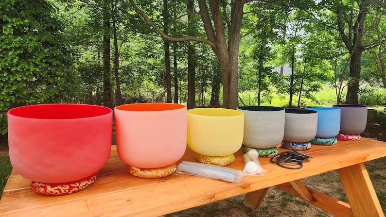 432Hz Perfect Pitch Chakra Color Crystal singing bowl set with Padded Secure Cases and Silk O-rings - Thecosmicaccess
