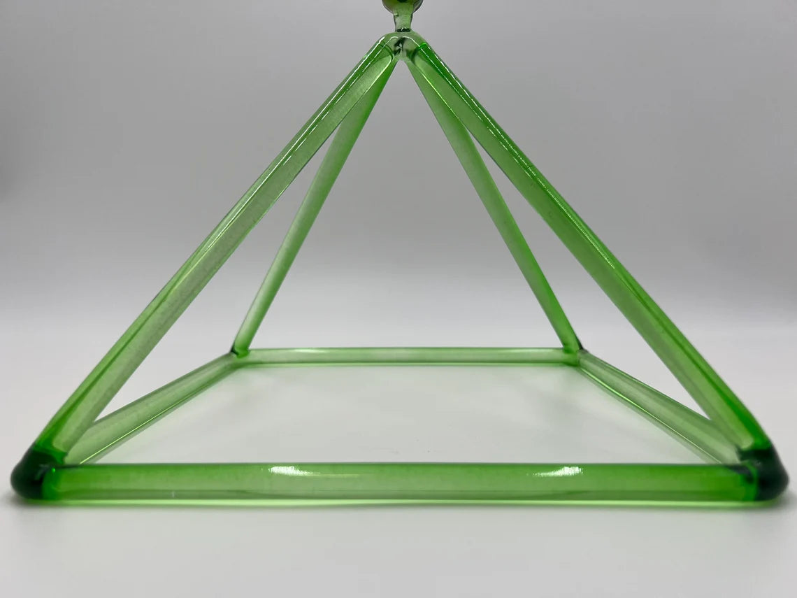 9 Inch Green Crystal Pyramid with Carrying Case and Striker - Perfect for Meditation and Healing - Thecosmicaccess