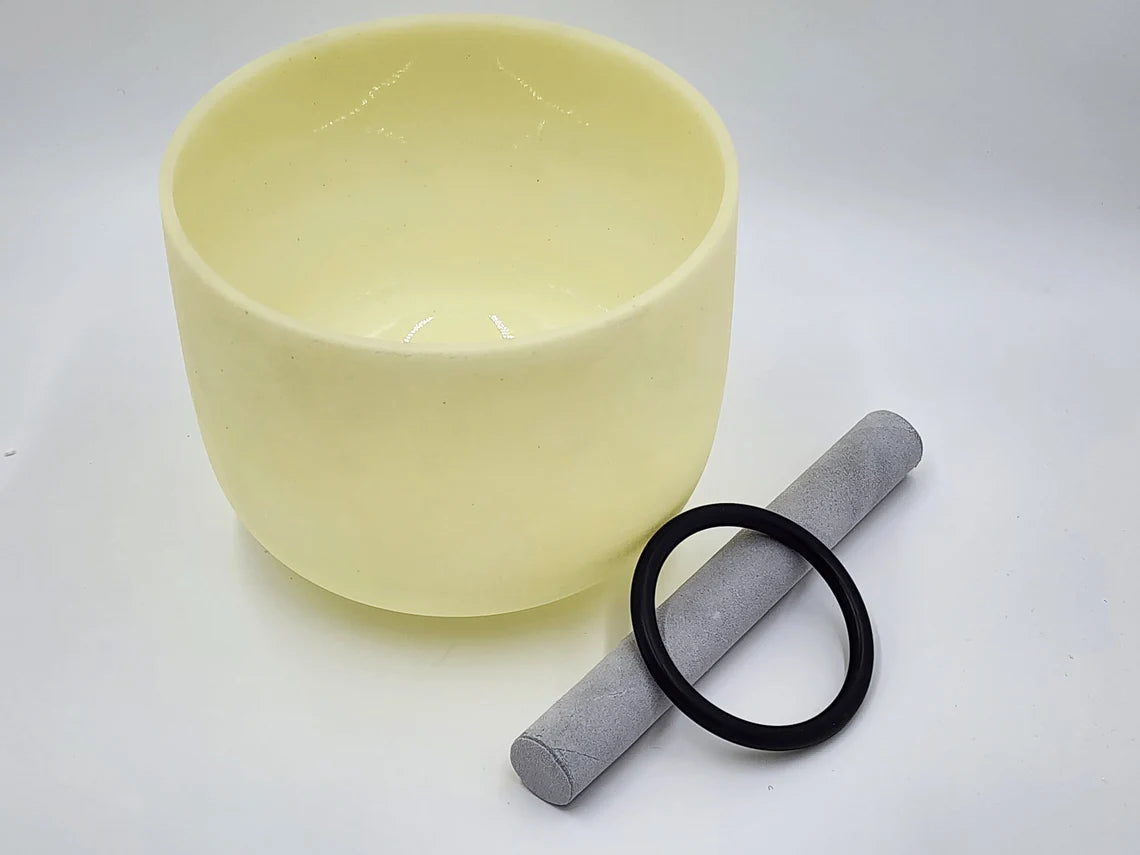 Rare 10 E Note Solar Plexus Chakra Meditation Bowl Citrine Crystal Singing Bowl for Relaxation and Meditation With PADDED Travel Bag - Thecosmicaccess