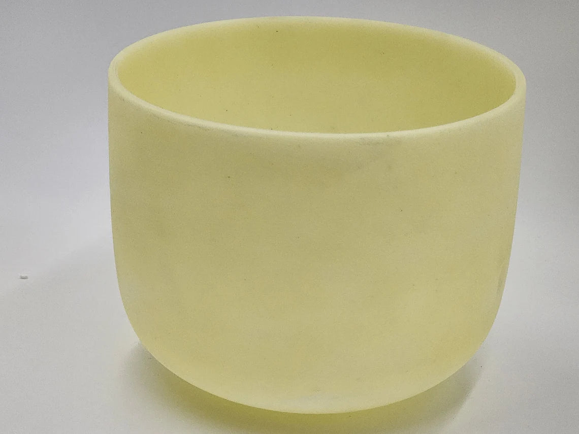 Rare 10 E Note Solar Plexus Chakra Meditation Bowl Citrine Crystal Singing Bowl for Relaxation and Meditation With PADDED Travel Bag - Thecosmicaccess
