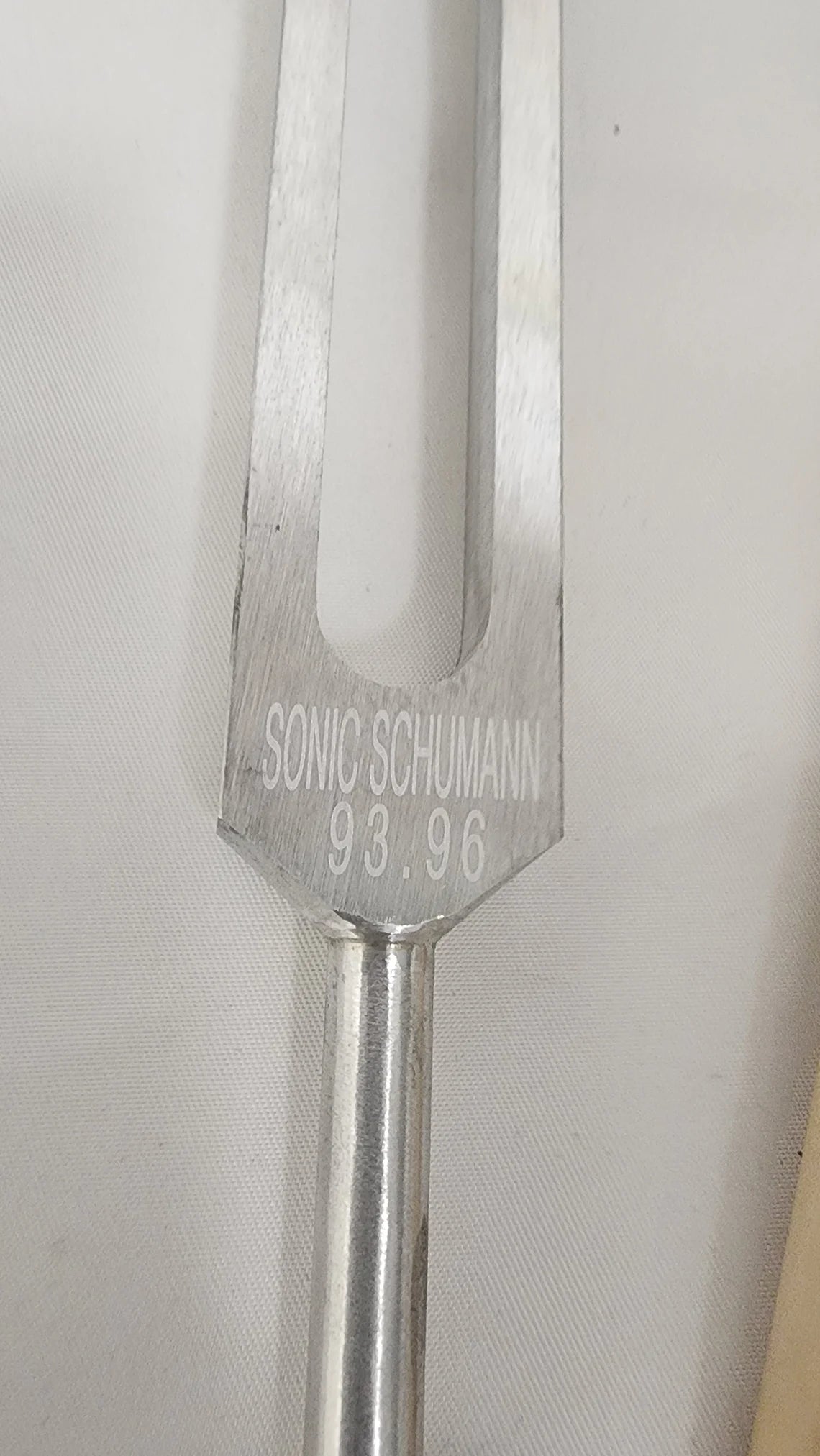 93.96Hz Sonic Schumann Tuning Fork with Striker and Pouch for Energy Healing and Meditation - Thecosmicaccess