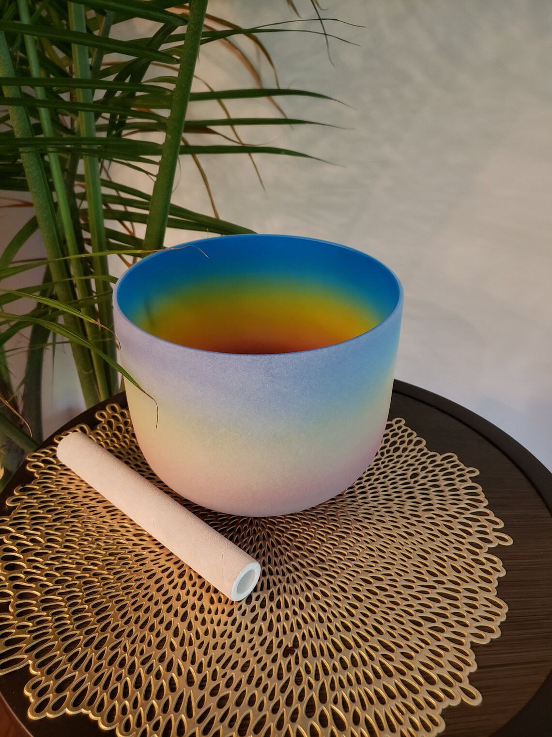432Hz G Note 7 Inch 4th Octave Rainbow Throat Chakra Crystal Singing Bowl with Striker O-ring, Sound Healing, Meditation