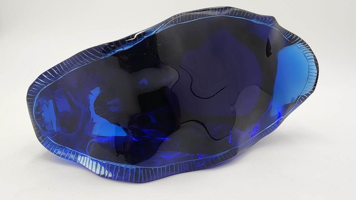 7.5" Handcrafted Rare Carved Deep Blue Obsidian Crystal Skull & Snail for Healing - Throat Chakra - Home Decor Meditation Unique - Thecosmicaccess
