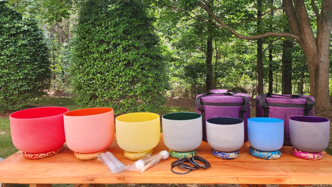 432Hz Perfect Pitch Chakra Color Crystal singing bowl set with Padded Secure Cases, Silk O-rings and mallets - Thecosmicaccess