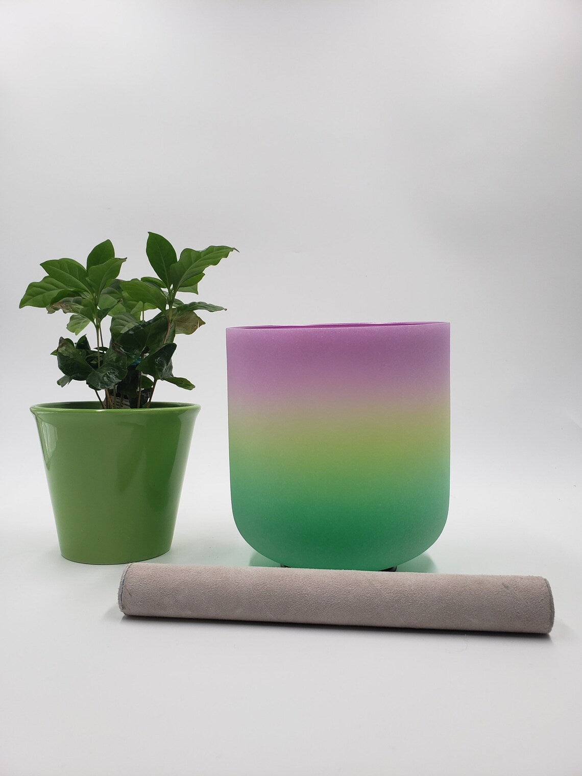 432Hz Perfect Pitch 7" BNote Rainbow Crystal Singing Bowl with Mallet - Embrace the Vibrations of Balance and Serenity - Thecosmicaccess