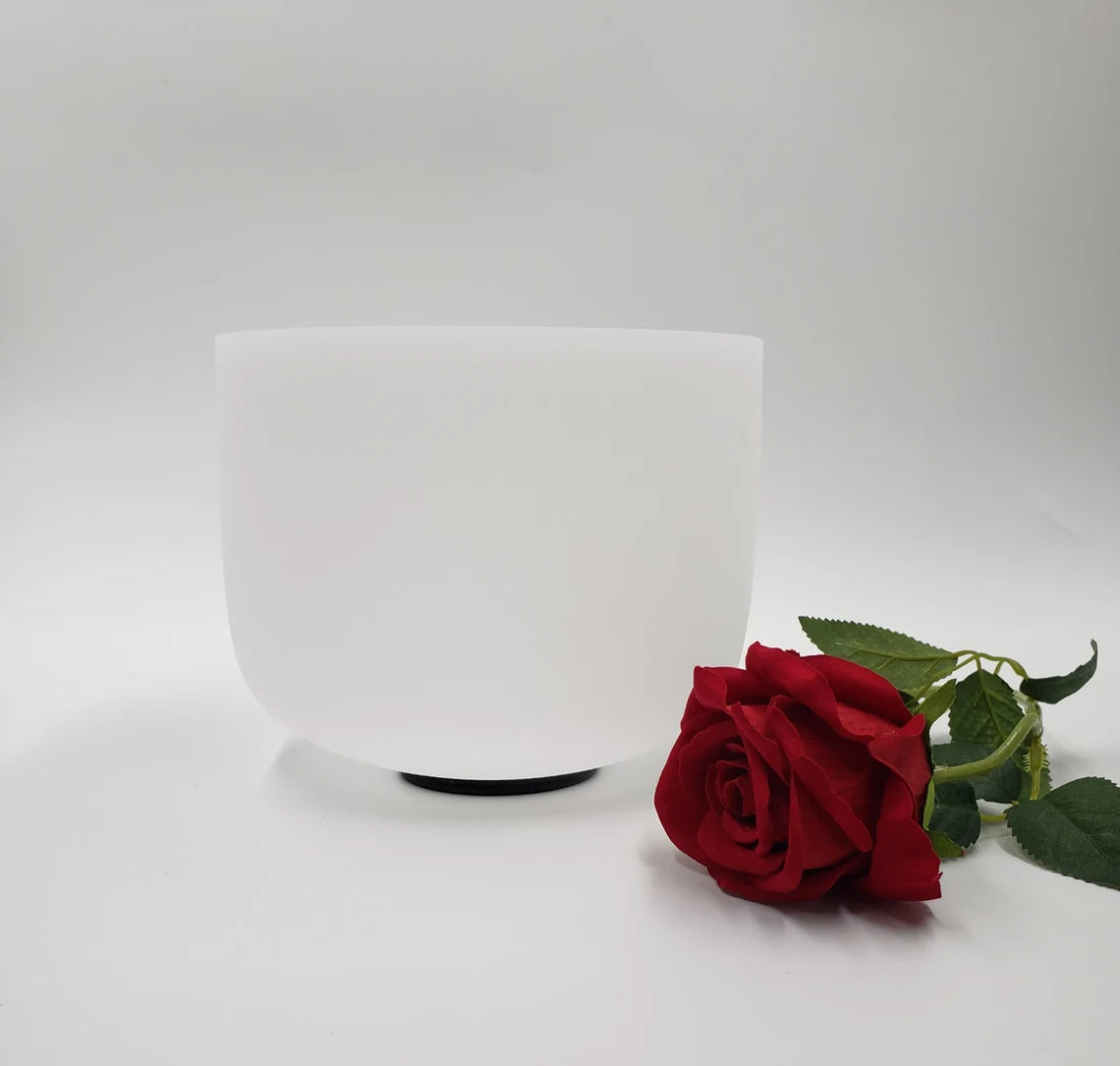 D Note 11" White Crystal Singing Bowl with Mallet and O-Ring - Harmonize Your Inner Frequencies