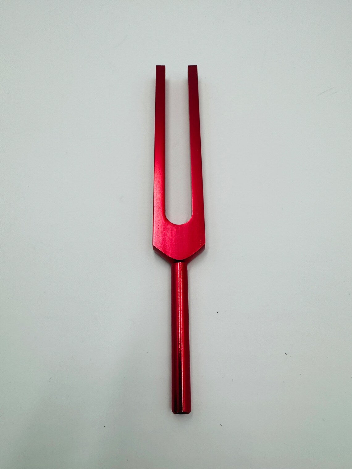 Harmonic A440Hz Red Tuning Fork with Striker and Bag - Music, Healing, and DNA Repair Sound Therapy for Violin, Guitar, and Holistic Balance