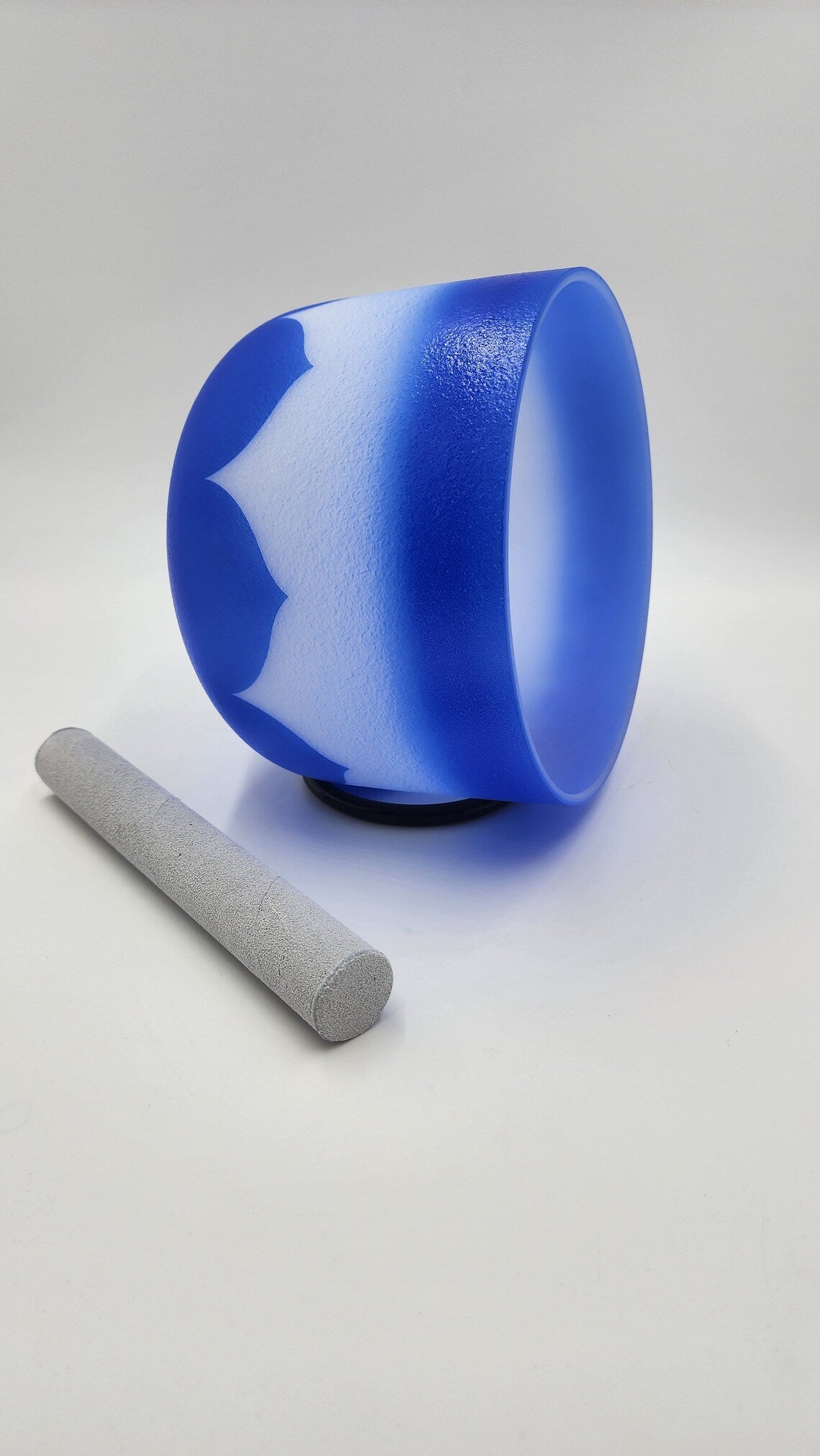 Mystic Azure Dreams: 432Hz 8-Inch A Note Third Eye Chakra Navy Blue and White Rainbow Lotus Crystal Singing Bowl with Striker and O-ring - Thecosmicaccess