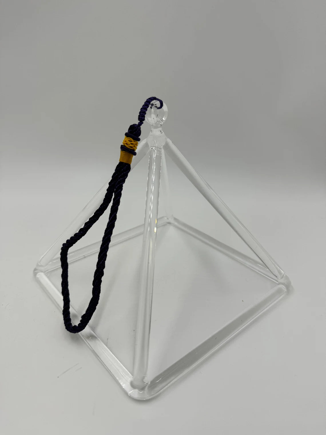 Crystal Pyramid Leash - Elegant Attachment for Your Pyramid - Thecosmicaccess