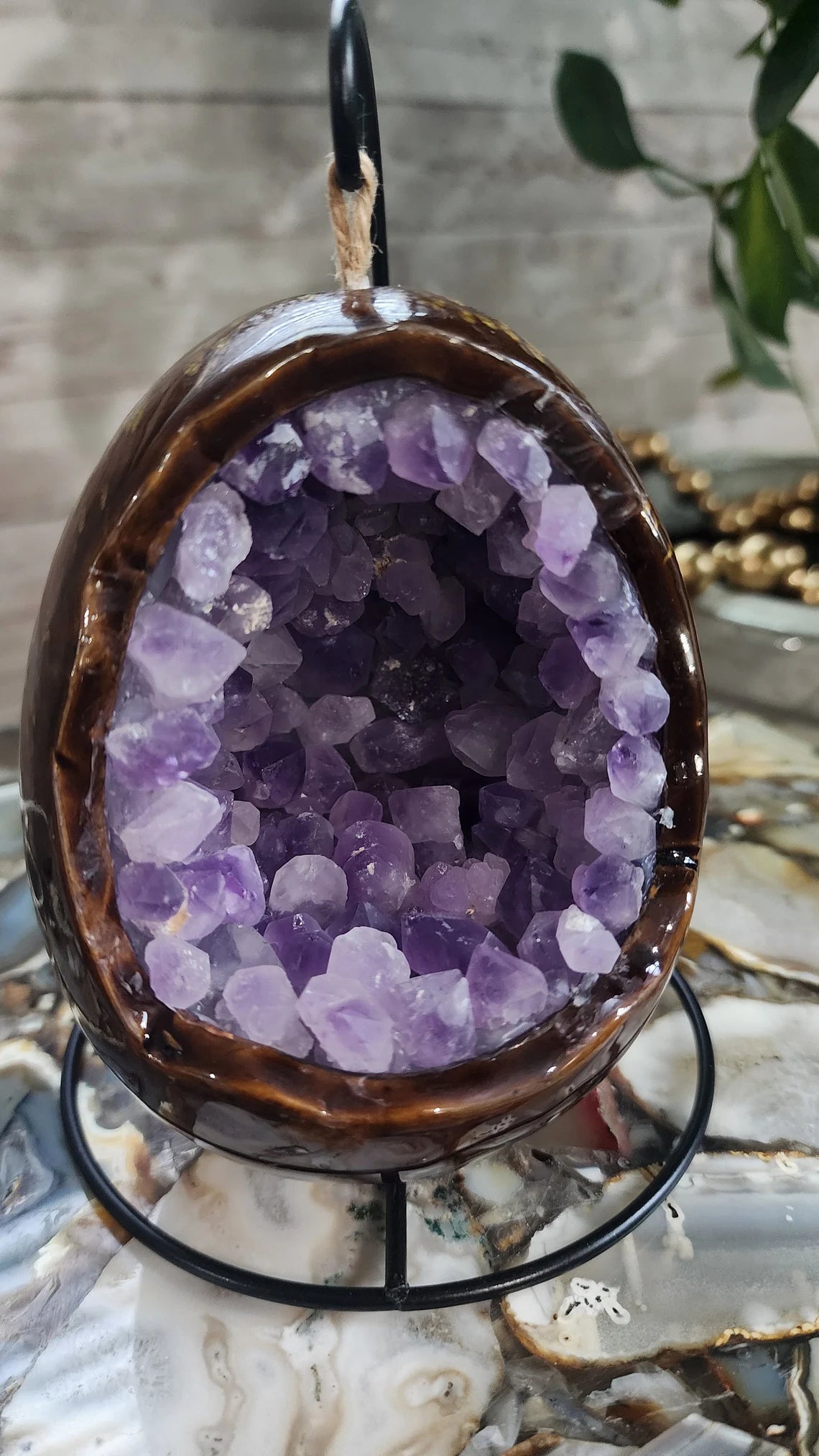 Handcrafted Natural Amethyst Dinosaur Egg Table Lamp - Bedroom LED Night Light and Home Decor Accent - Thecosmicaccess