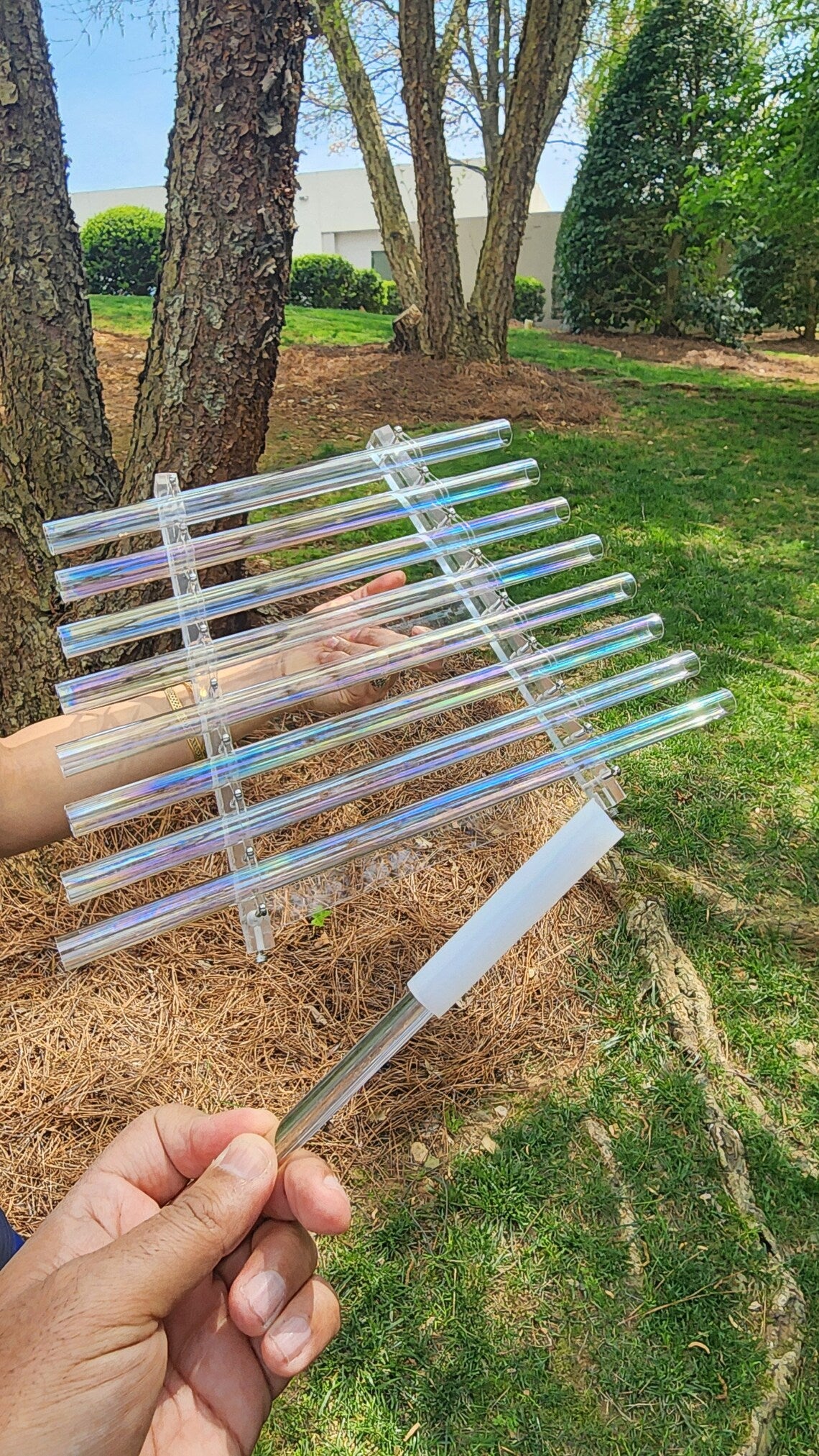 432Hz Perfect Pitch 8 Note C D E F G A B C Quartz Aurora Lights Crystal Singing Harp with Secure Case, 2 Crystal Strikers and Acrylic Stand - Thecosmicaccess