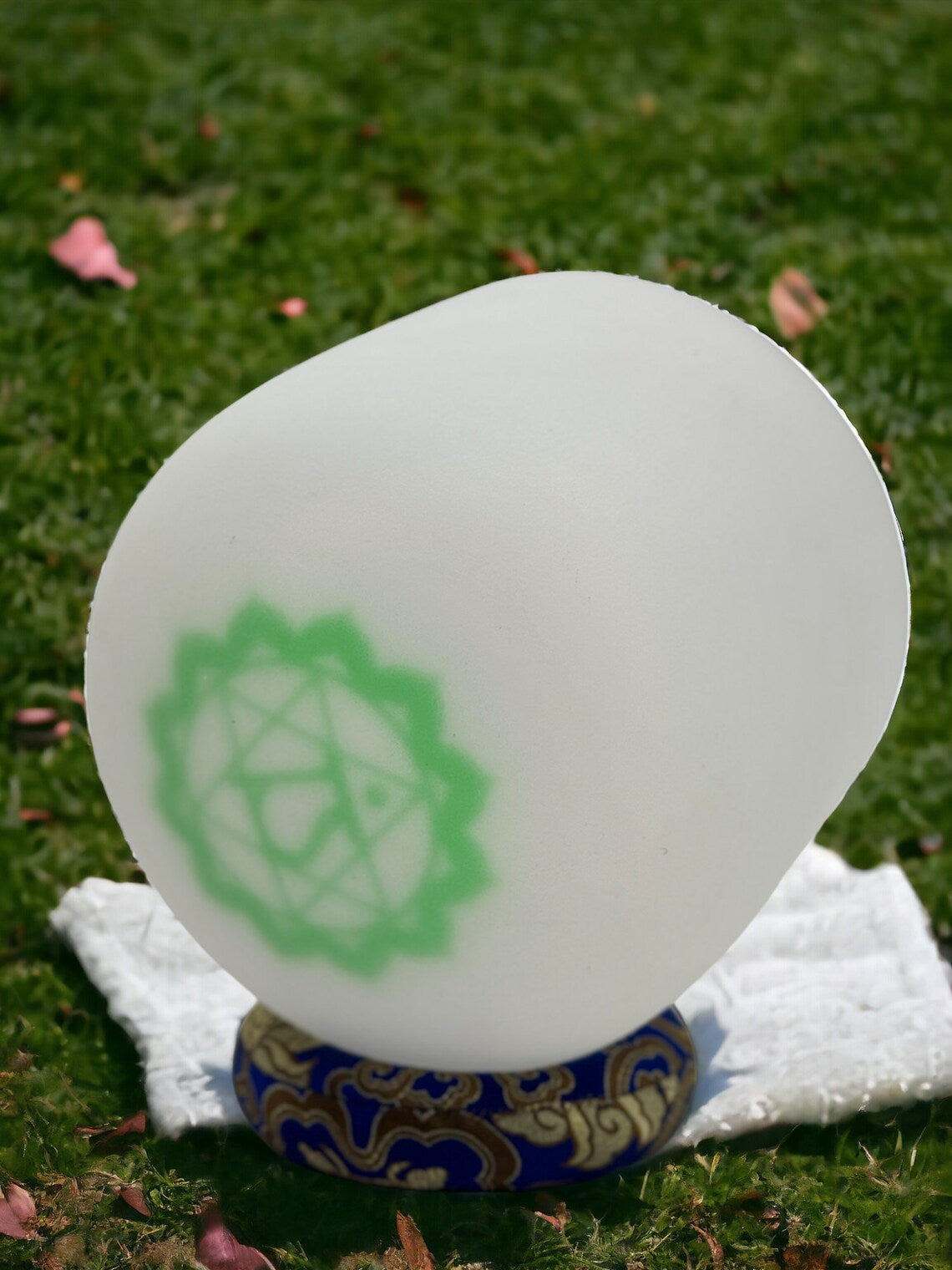 Serenity in Sound: White Quartz Crystal Singing Bowl for Chakra Balancing and Meditation Practices - Thecosmicaccess