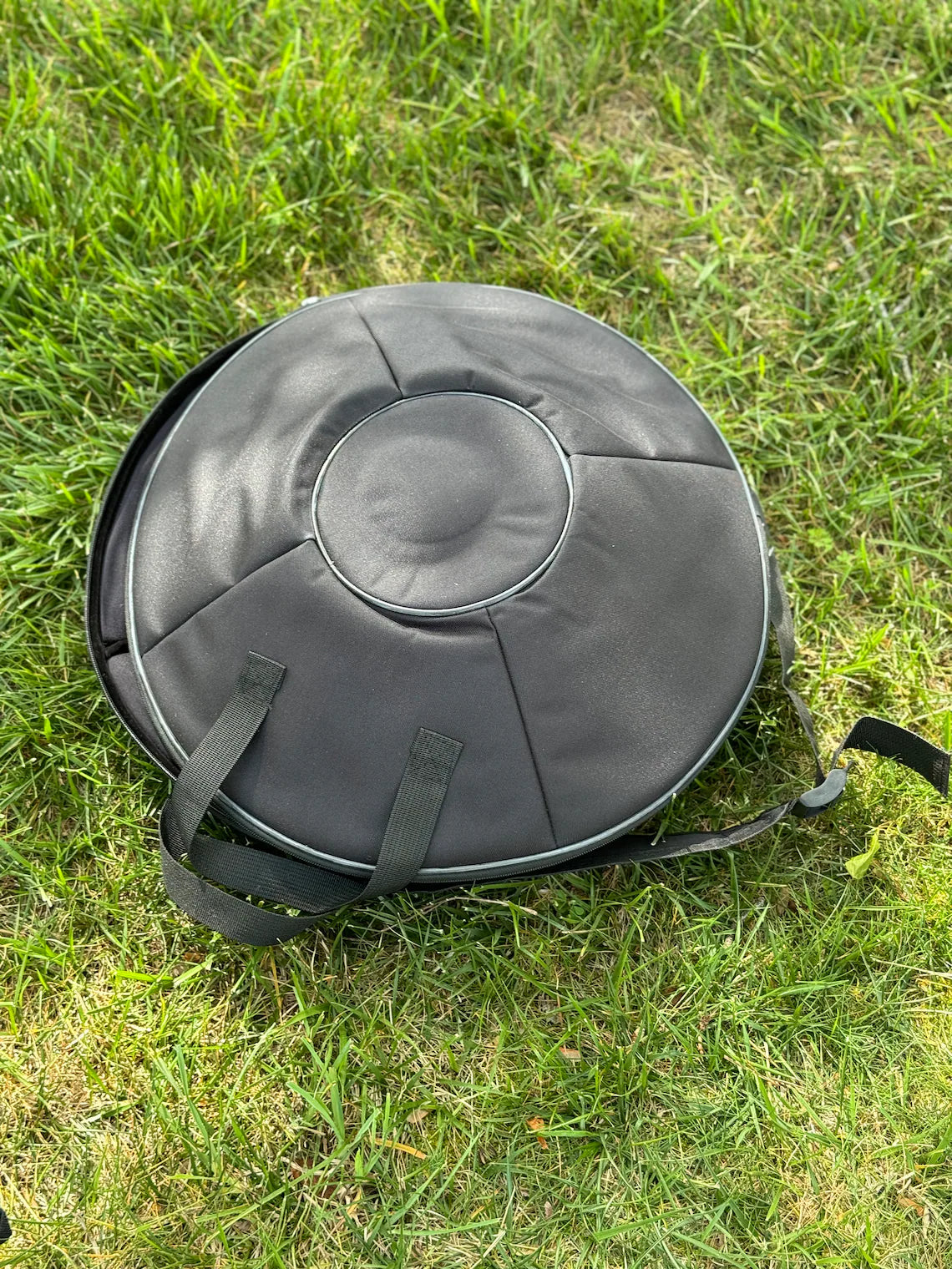 Mesmerizing Handpan Drum D Minor 9-Note 18" Steel Drum Set with Soft Bag, 2 Mallets, a cloth and Stand, Crafting Serene Resonance