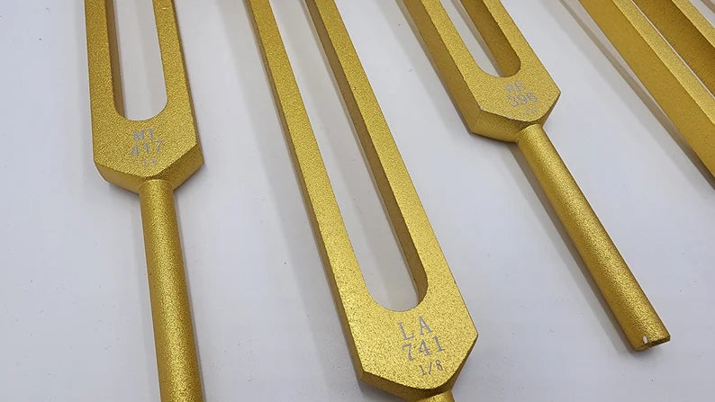 Professionally Tuned 9 Set Solfeggio Frequencies Weighted Gold Color Tuning Fork Set For Vibration Biofield with Striker and Velvet Bag
