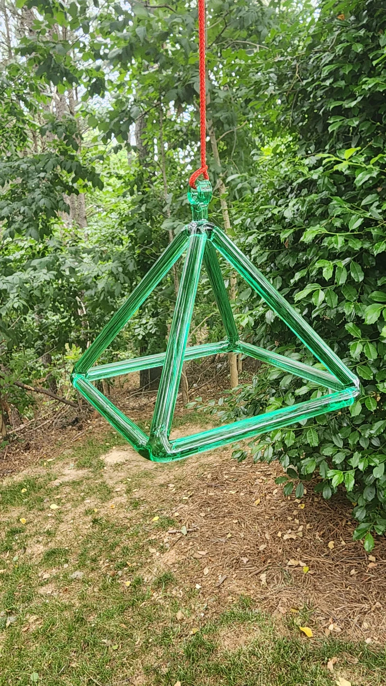 Green Color Crystal Singing Pyramid with Crystal Striker - Embrace Healing Harmony and Elevate Your Sound Bath Experience - Thecosmicaccess