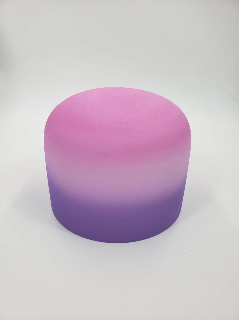 Tranquil Tones: Embrace Serenity with the 8" Perfect Pitch B Note Lavender Haze Crystal Singing Bowl's Harmonious Vibrations with Case - Thecosmicaccess