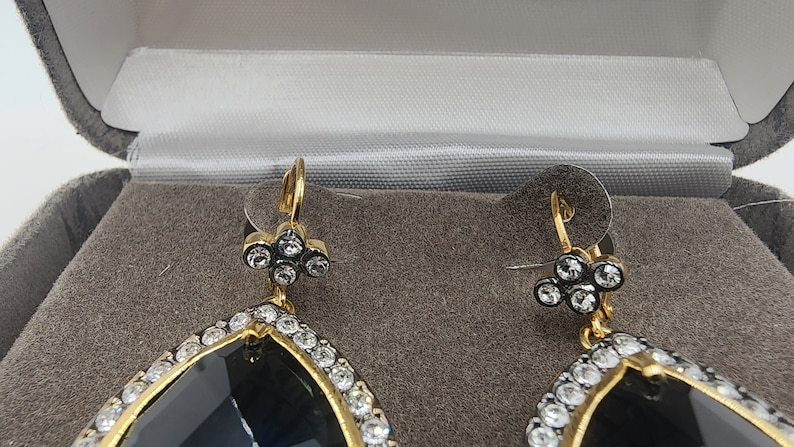 Vintage Nolan Miller Blue Sapphire Teardrop Earrings with Box - Mint Condition - Thecosmicaccess