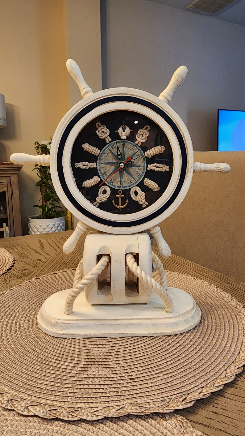 Vintage Captains Clock Steering Wheel - Nautical Wooden Boating Decor - Maritime Estate Sale Treasure - Antique Maritime Craftsmanship - Thecosmicaccess