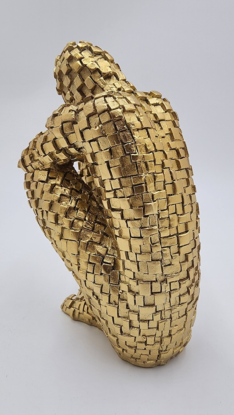 Abstract Thinker Dreamer Sculpture - Handmade Character Statue for Desktop, Living Room, Bookshelf, Study Room - Collectible Art Resin Decor - Thecosmicaccess