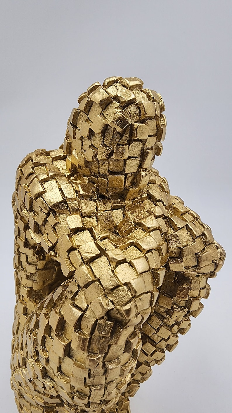 Abstract Thinker Dreamer Sculpture - Handmade Character Statue for Desktop, Living Room, Bookshelf, Study Room - Collectible Art Resin Decor - Thecosmicaccess