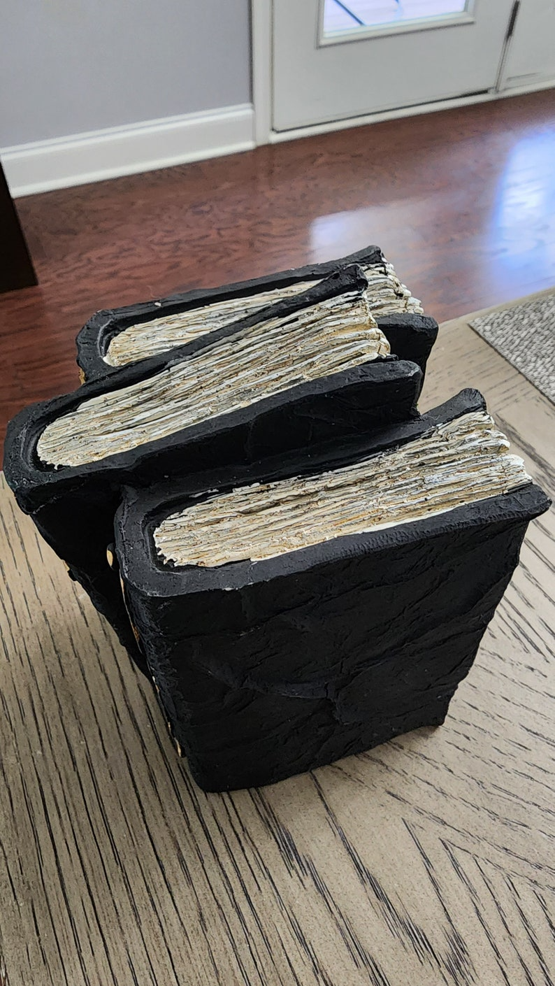 Enchanting Spellbook Tabletop Halloween Decoration - Creepy and Captivating Home Decor Piece - Thecosmicaccess