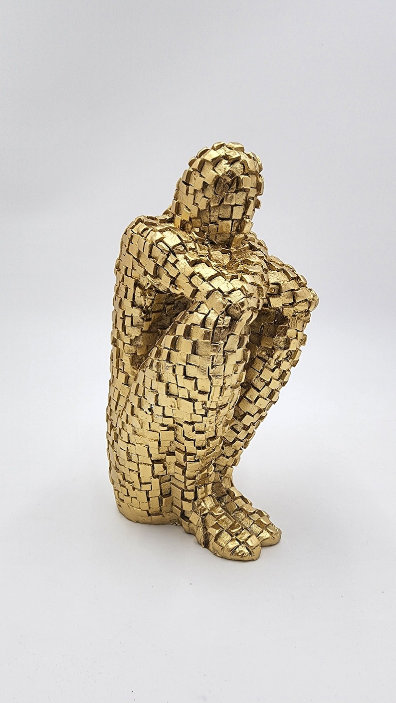 Abstract Thinker Dreamer Sculpture - Handmade Character Statue for Desktop, Living Room, Bookshelf, Study Room - Collectible Art Resin Decor - Thecosmicaccess