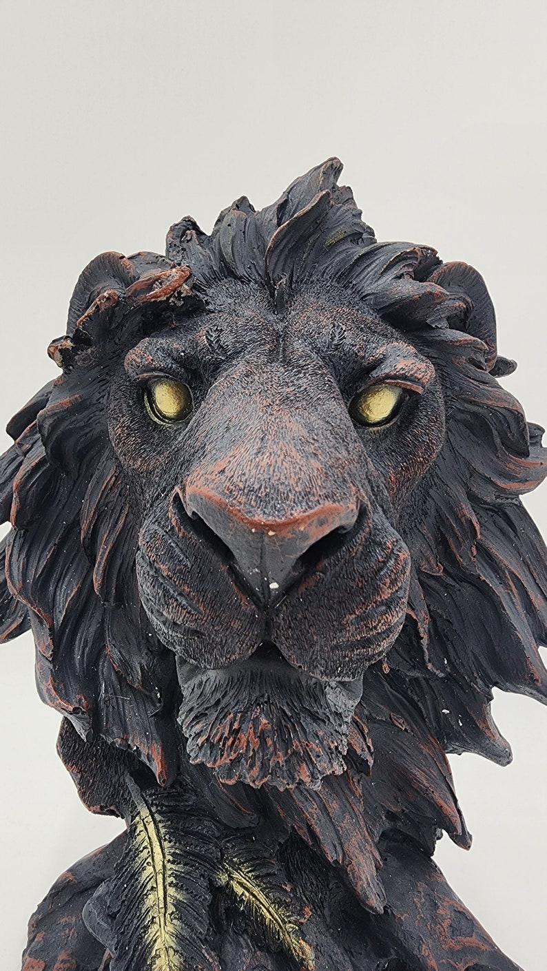 Rare Collectible Majestic Handmade Bronze Lion Bust Sculpture - Exquisite Home Decor and Collectible Art Piece - Thecosmicaccess
