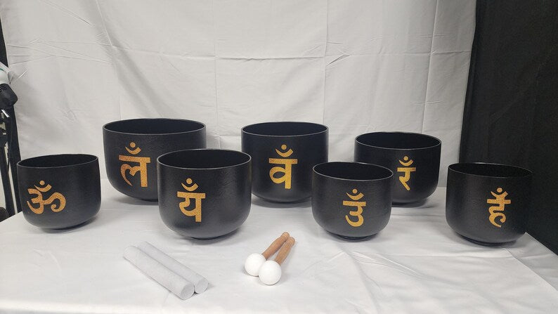 Harmony Unveiled: 432Hz Perfect Pitch Chakra Crystal Singing Bowls Set in Elegant Black with Gold Sanskrit Chakra Symbols