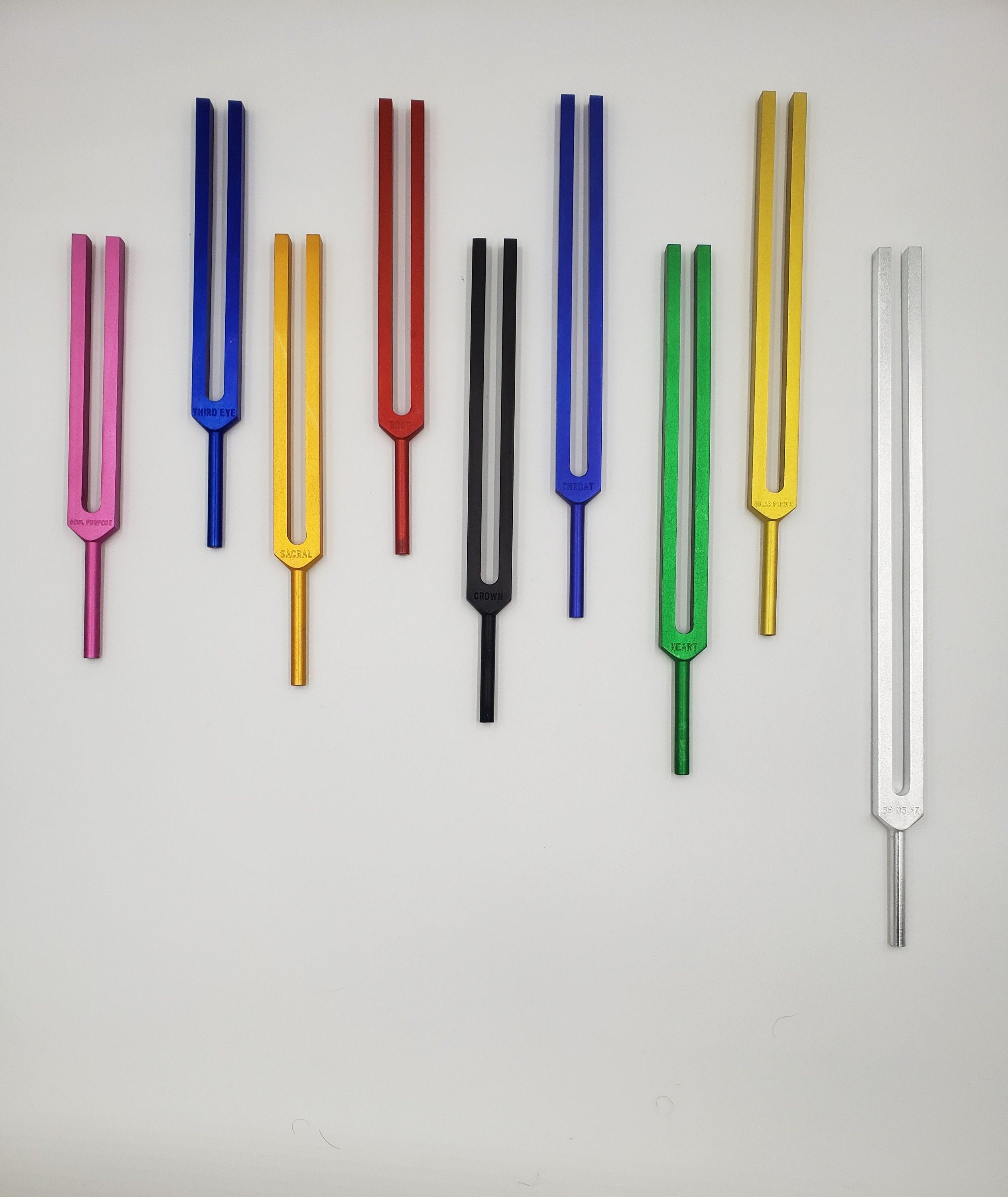 Chakra COLOR Tuning Fork set of 9 FULL SET with Bag and Striker - Thecosmicaccess