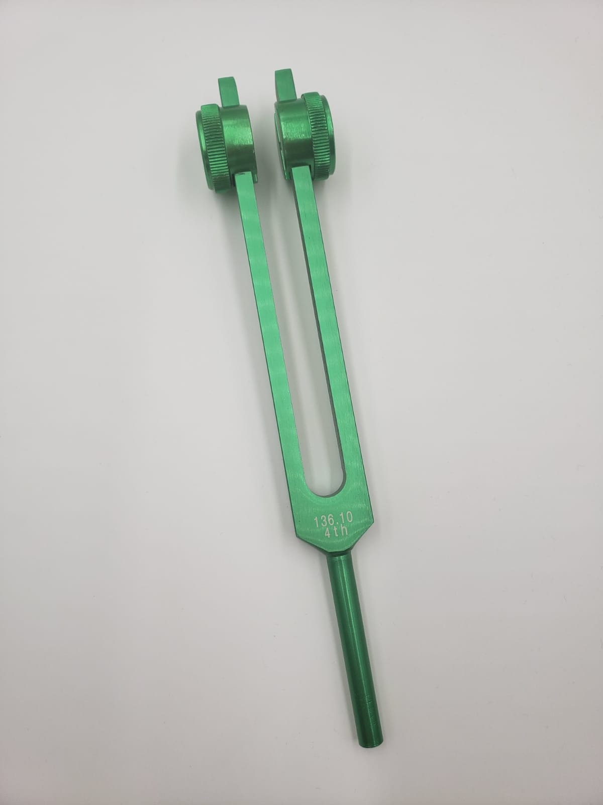 136.1Hz Om GREEN Chakra Tuning Fork with Bag / Pouch and Mallet - soundhealers