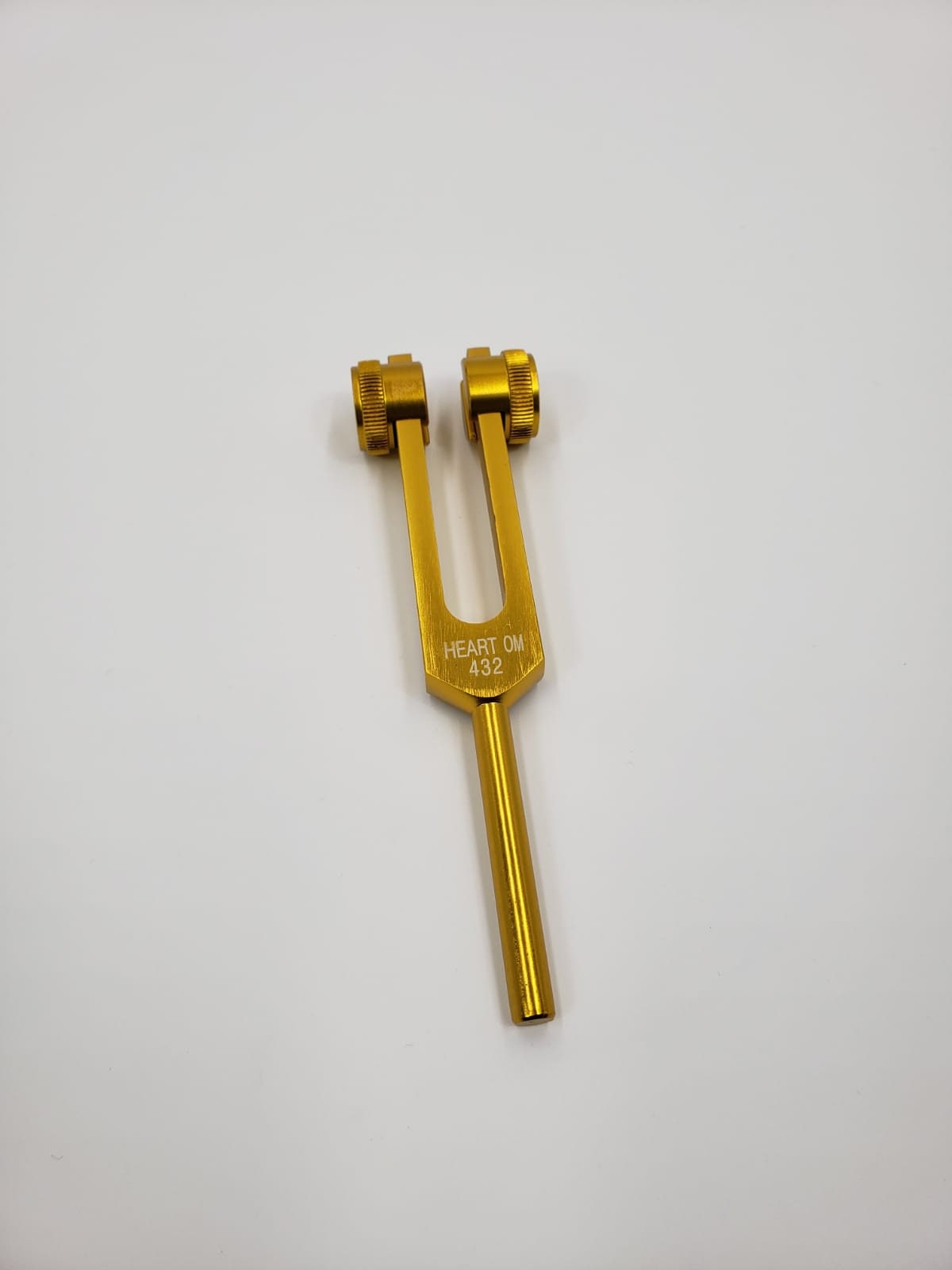 432Hz Weighted Gold Finish Tuning Fork with Mallet/Striker - Thecosmicaccess