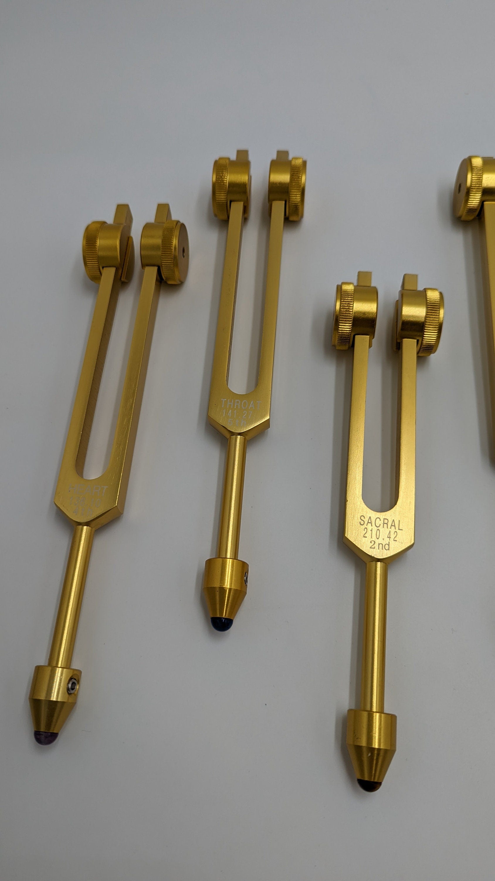 Chakra Gold Weighted Tuning Fork Set of 8 for Healing with 8 GEM AMPLITUDES and Striker/Mallet Includes Soul Purpose - Thecosmicaccess