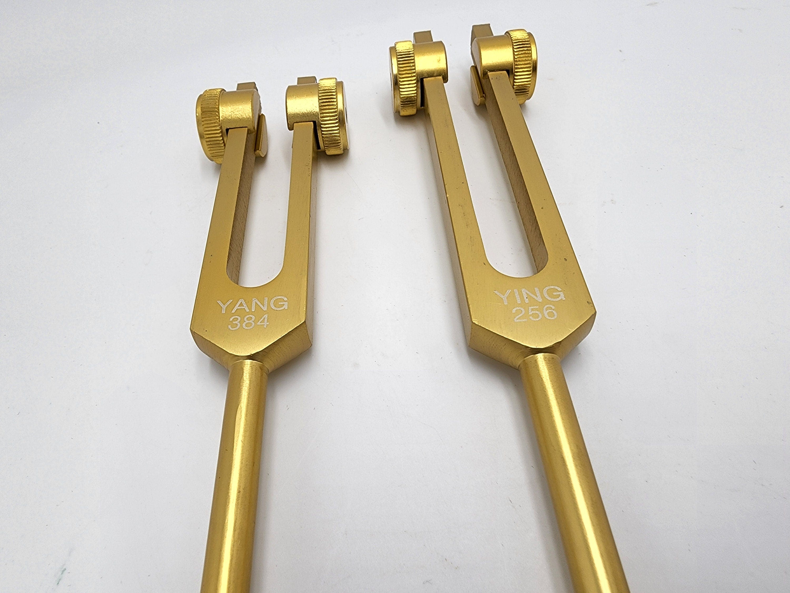 Professionally Tuned Fifth Harmonic WEIGHTED Gold Color Yin Yang Tuning Tune Fork Set C 256 G 384 with Removable Gem Feet and Storage Bag - Thecosmicaccess