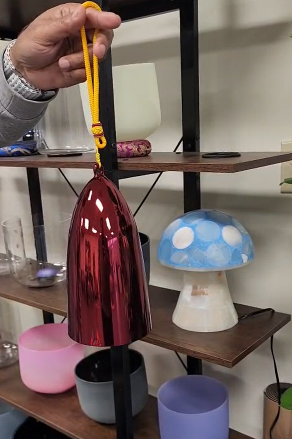 432Hz 5” Red Root Chakra D5 Crystal Bell Yoga Meditation Clear Crystal Singing Bowl with Striker