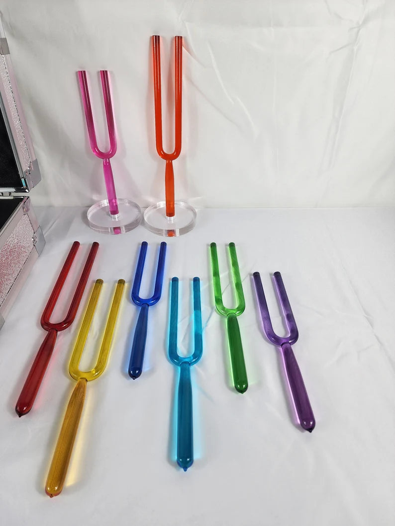 Chakra Crystal Tuning Fork Set of 8 - 16mm, C, D, E, F, G, A, B and High C Soul Purpose with Metal Carry Case - Crystal Sound Vibration