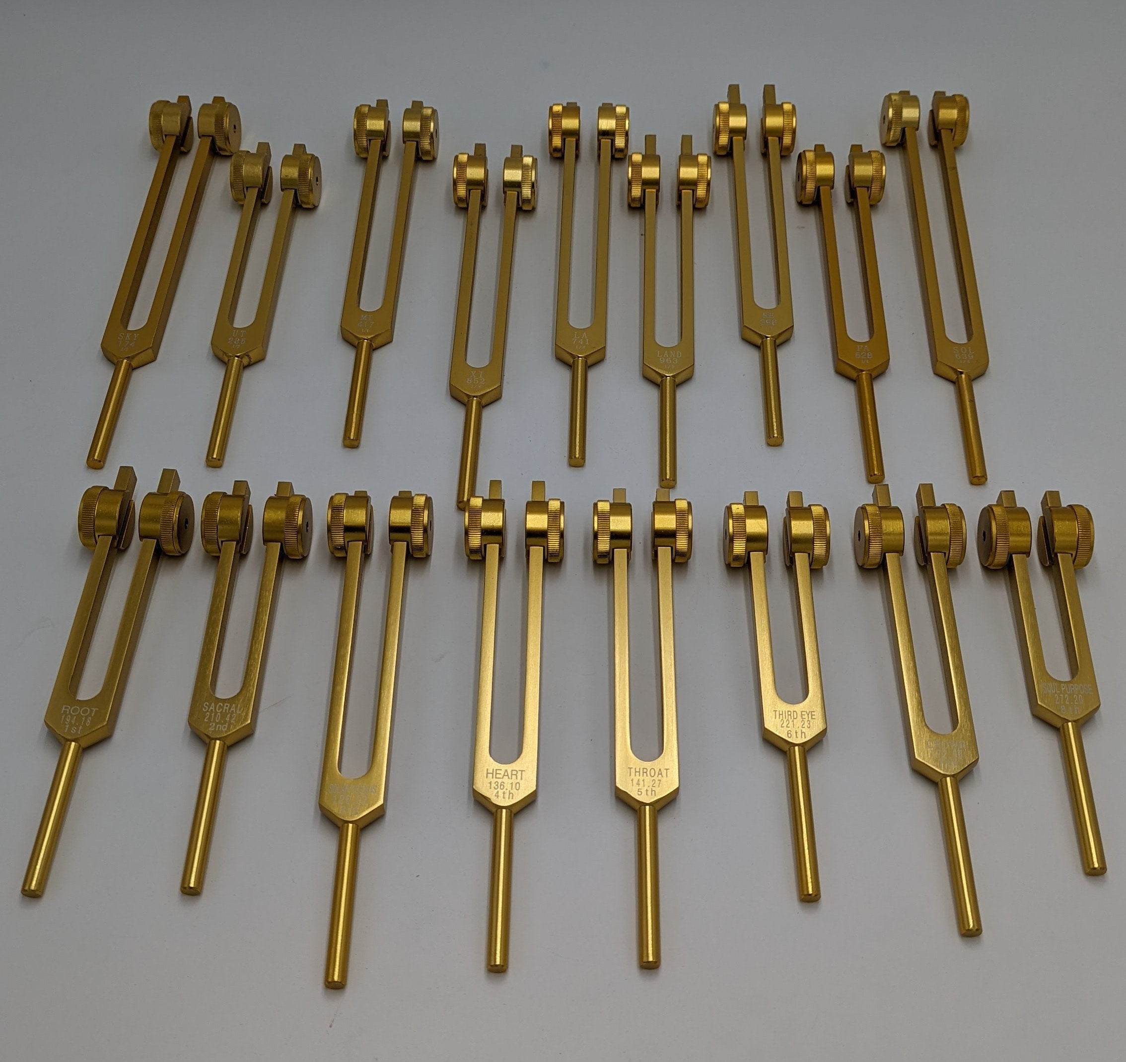 18 Set Sacred 9 Solfeggio and 9 Chakra Bundle Gold Weighted Tuning Fork Set Tuned to .25 Hz for Sound Healing Meditation Yoga - Thecosmicaccess